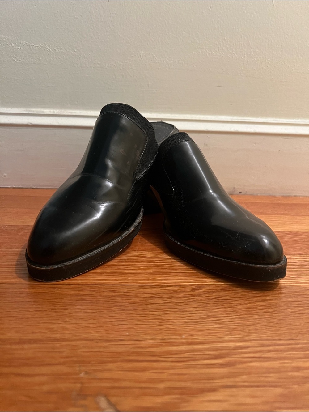 Zara Black Leather Slip-On Flats